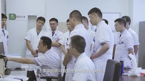 身體被敲斷4次的折疊人出院，打開折疊人生(圖7)